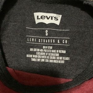 levi’s long sleeve t shirt